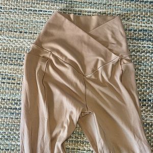 American Eagle Aerie leggings nude xs side pockets